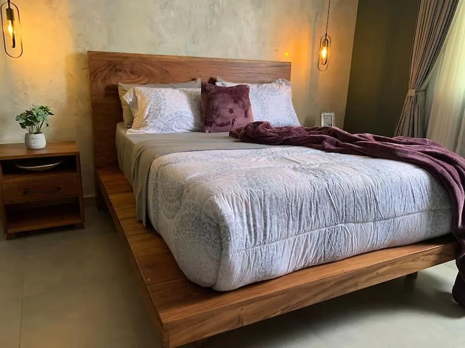 Apartment Vintage Charm By Hermie Homes Kampala