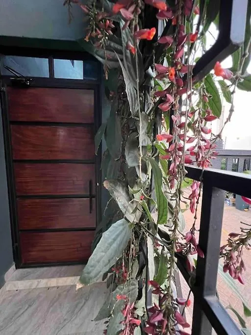 Vintage Charm By Hermie Homes Kampala 0*,